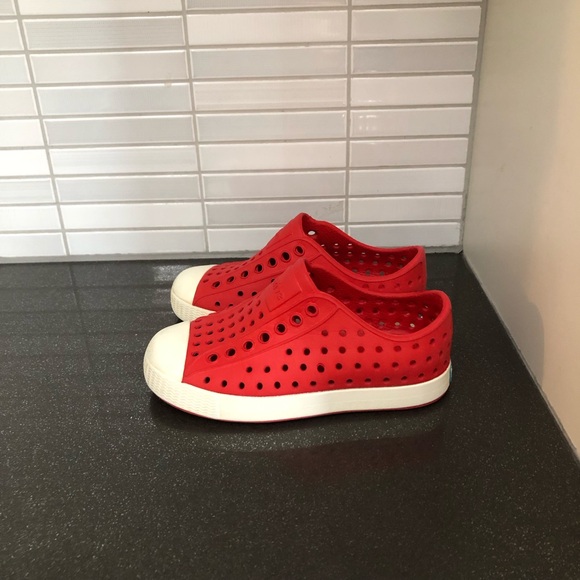 Unisex Red Native Jefferson child shoes - Picture 3 of 9